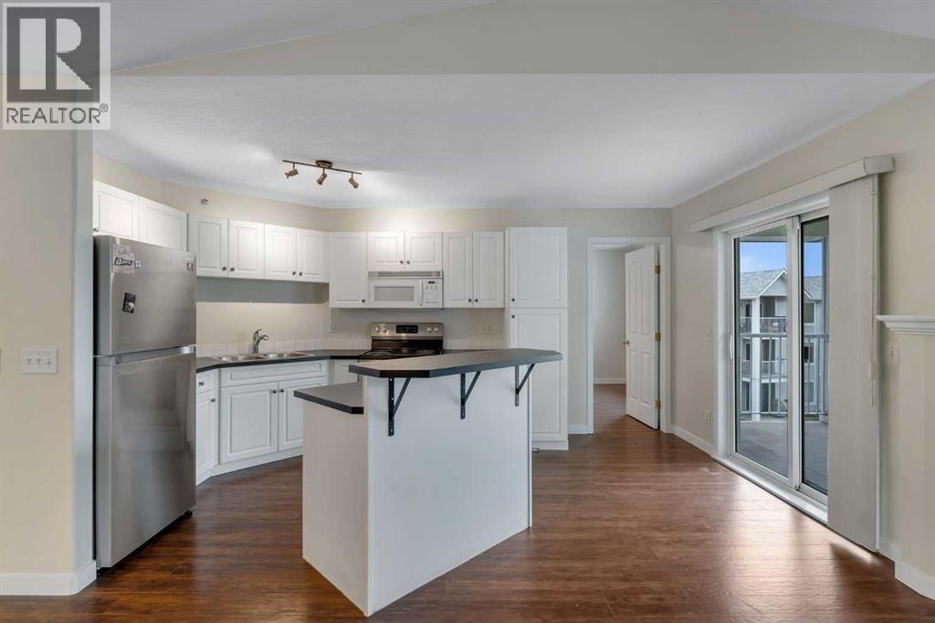 307, 1307 Valleyview Park SE — photo 9