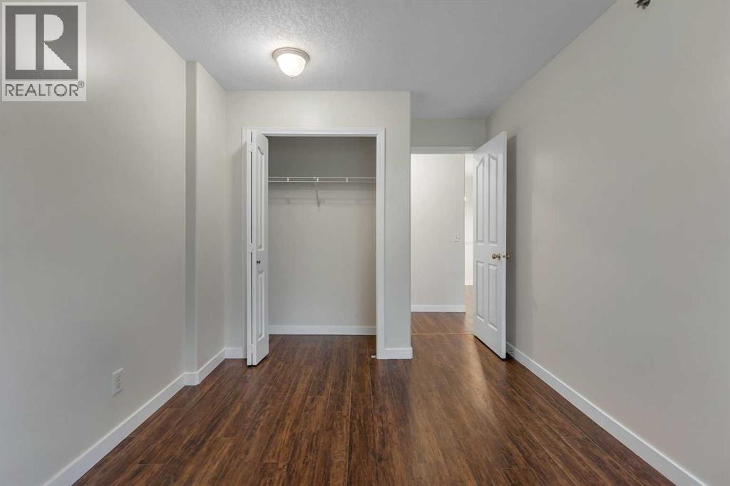 307, 1307 Valleyview Park SE — photo 20