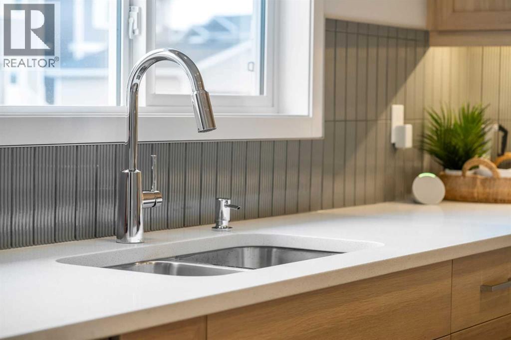 545 Bridgeport Street — photo 15