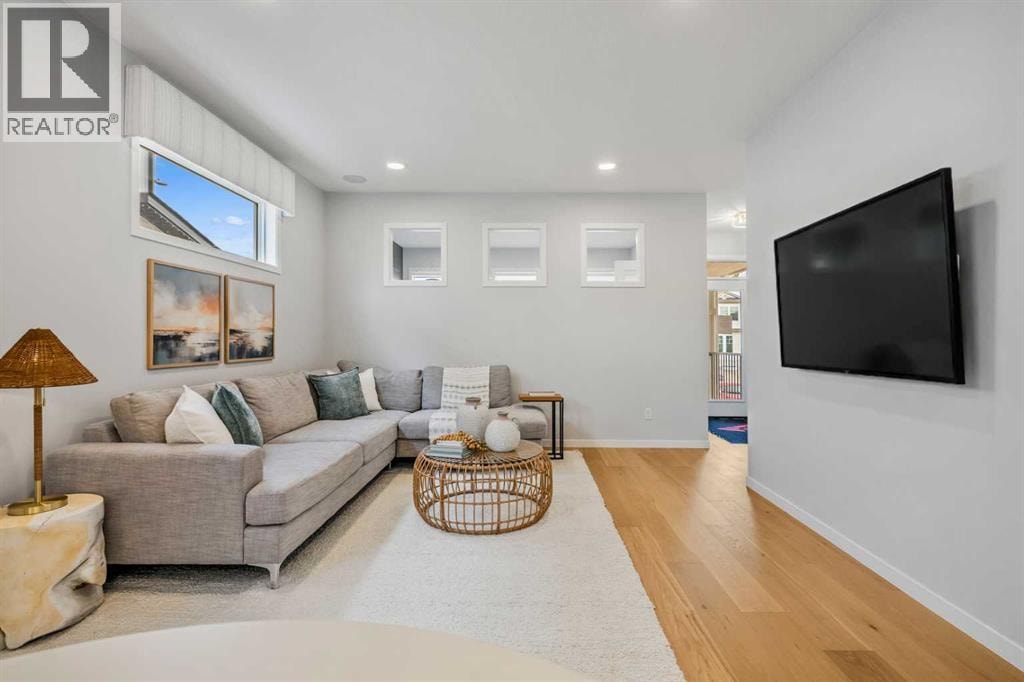 545 Bridgeport Street — photo 4