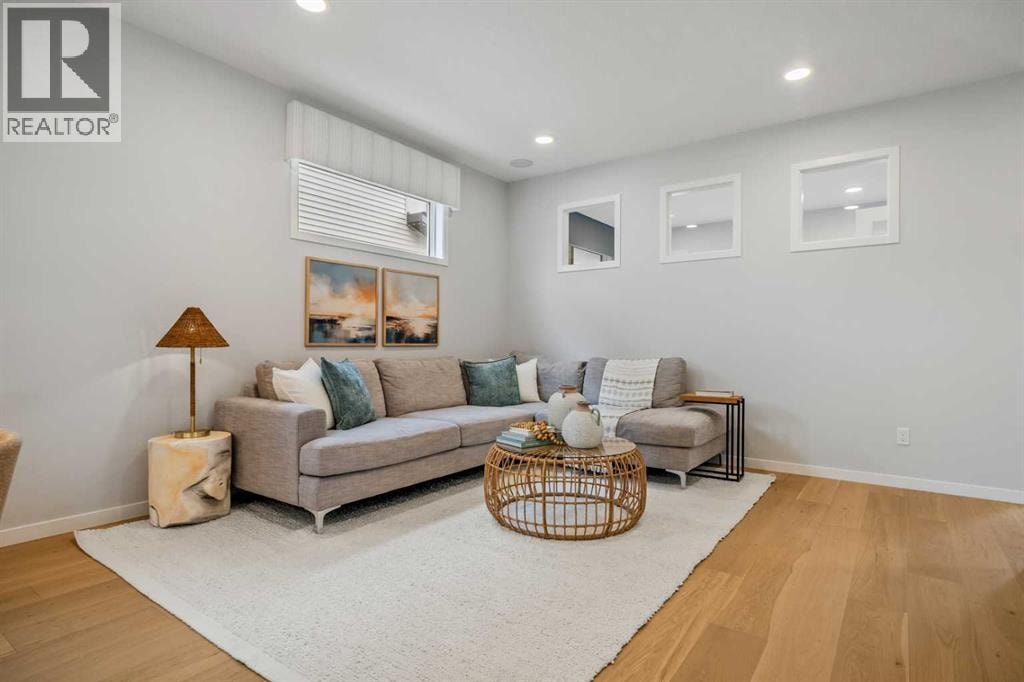 545 Bridgeport Street — photo 3