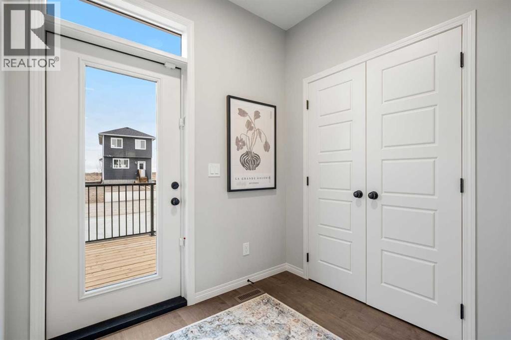 541 Bridgeport Street — photo 37