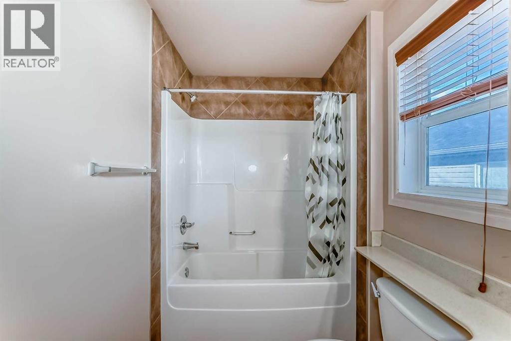 36 Saddleland Court NE — photo 33