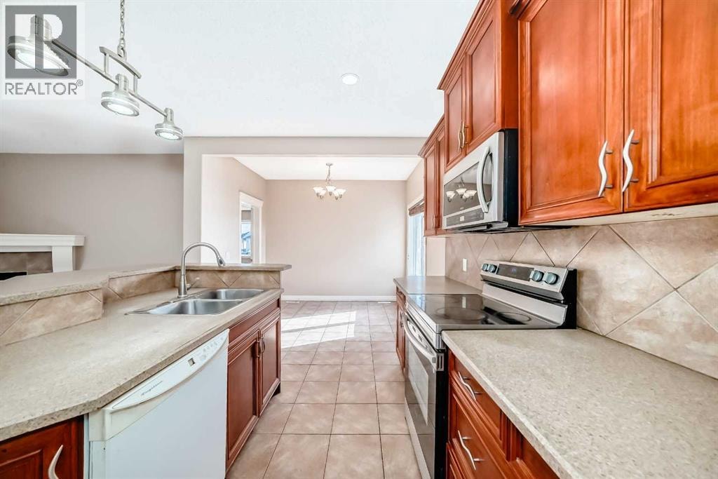 36 Saddleland Court NE — photo 8