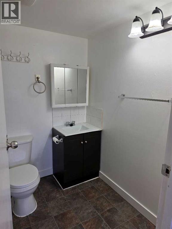 4503 73 Street NW — photo 7