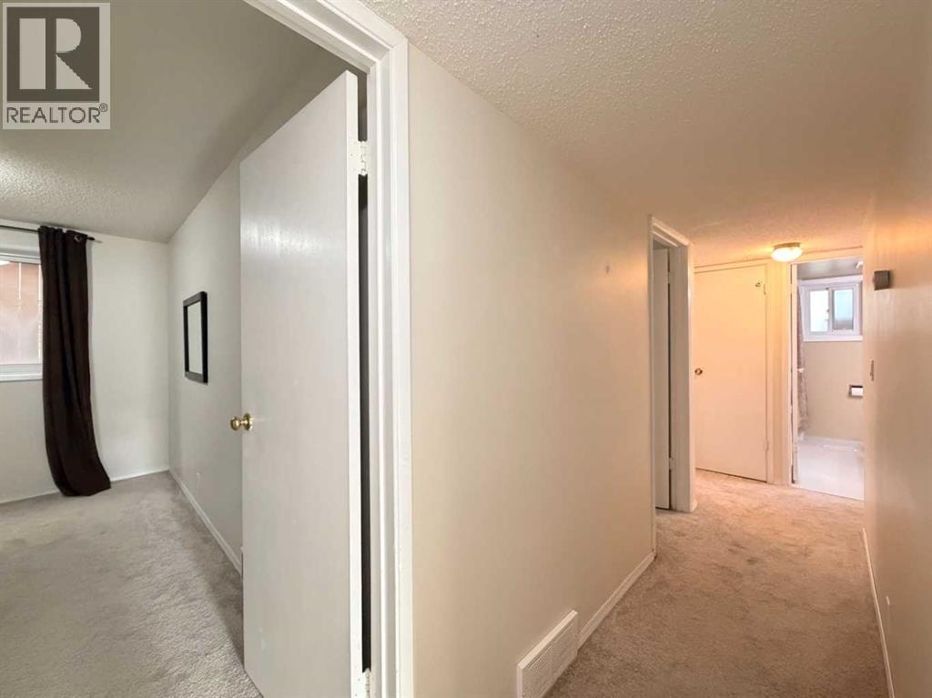 1, 1202 2 Street NE — photo 37