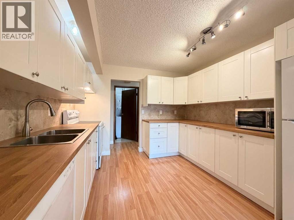 1, 1202 2 Street NE — photo 13