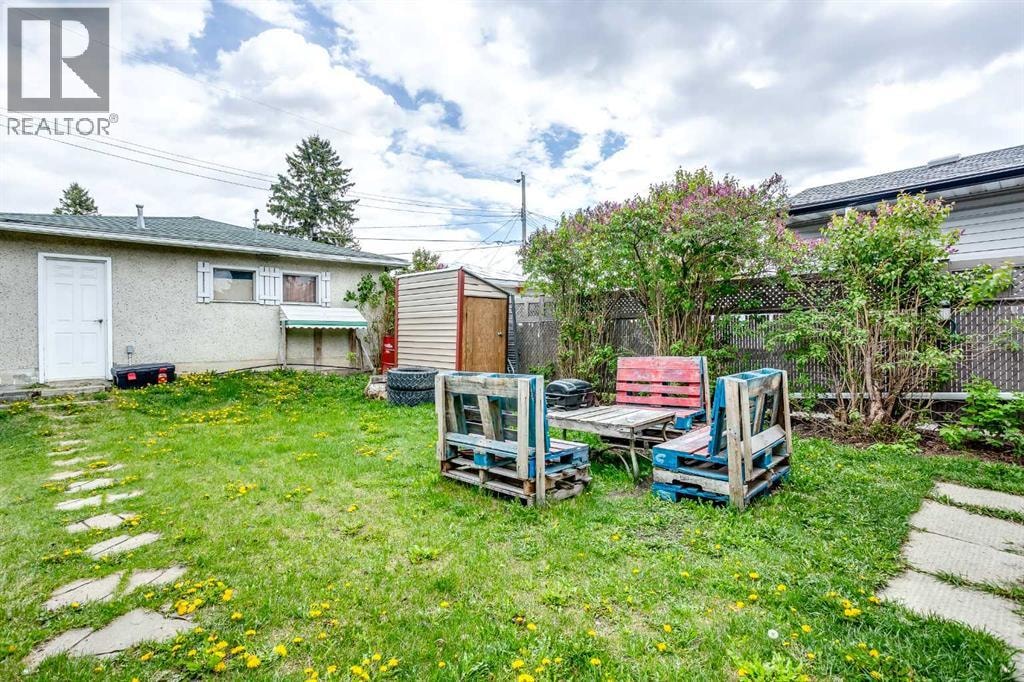 920 41 Street SE — photo 46