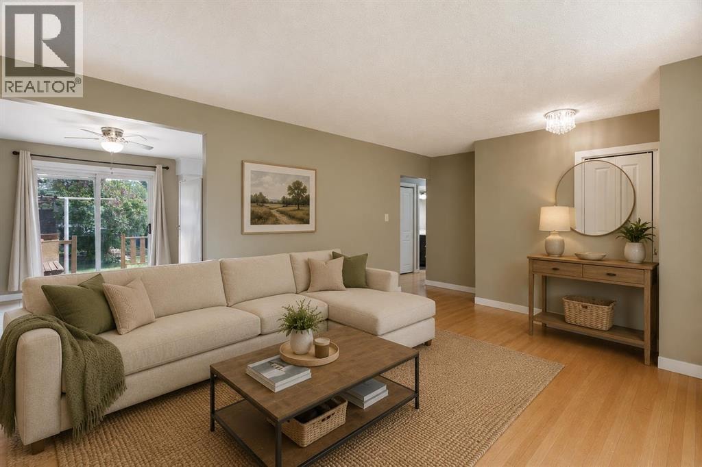 920 41 Street SE — photo 7