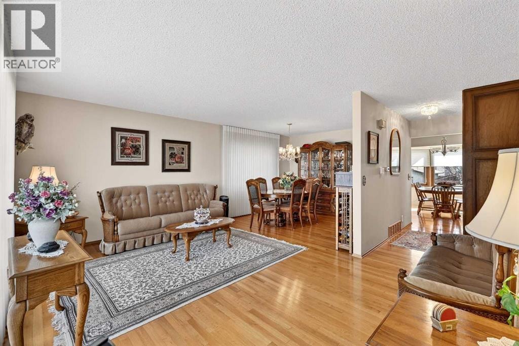 168 Templewood Drive NE — photo 6