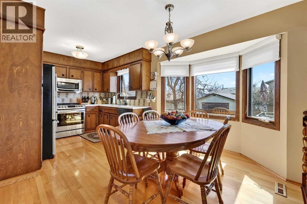 168 Templewood Drive NE — photo 18