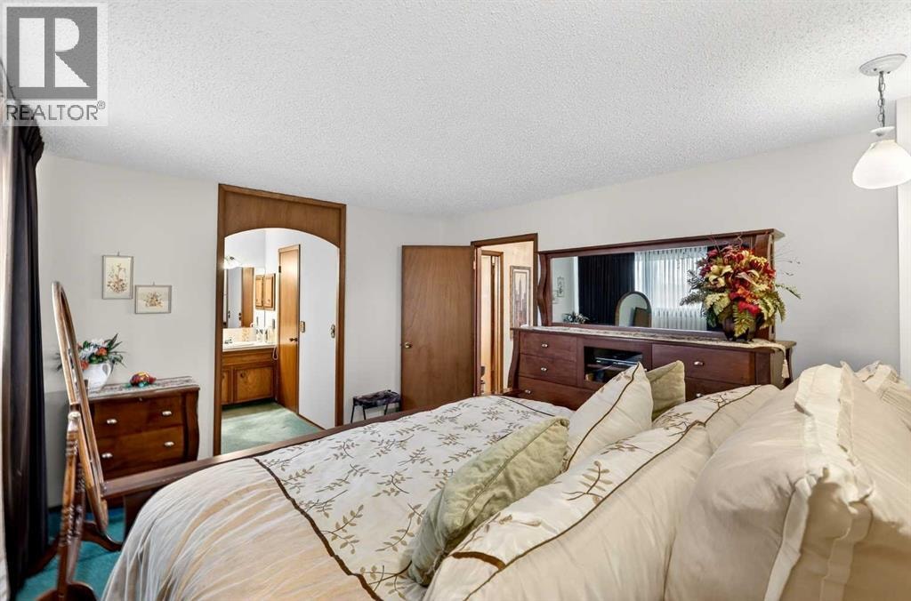 168 Templewood Drive NE — photo 32