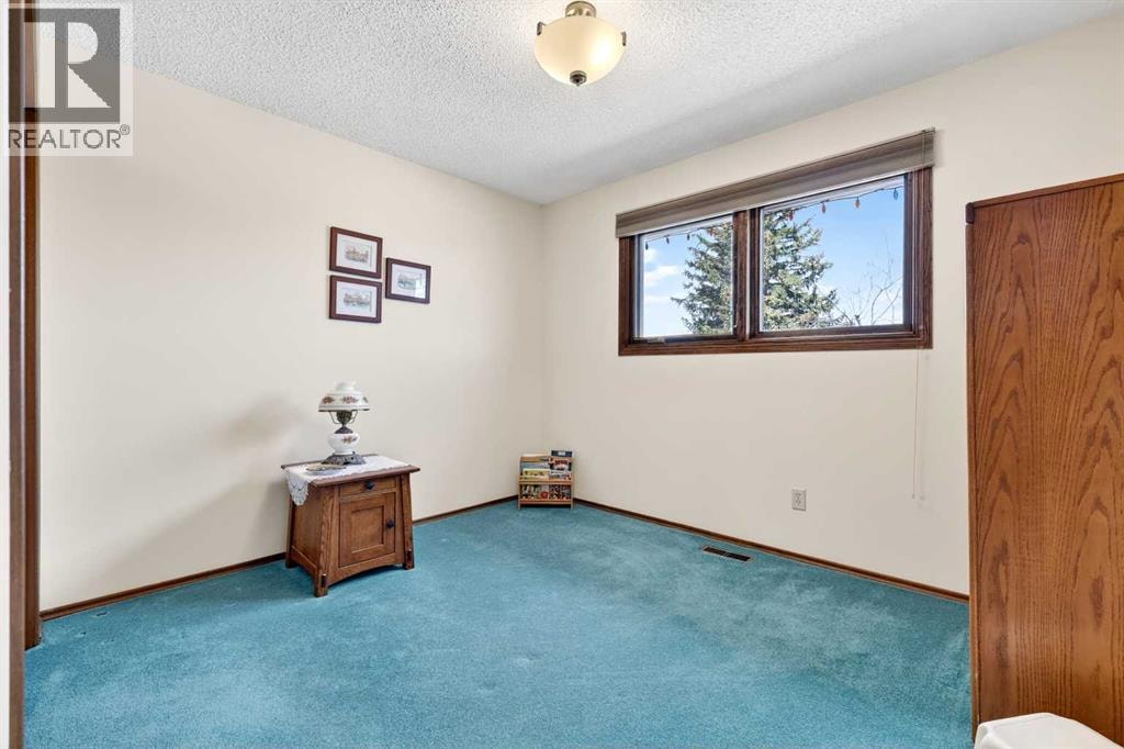 168 Templewood Drive NE — photo 35