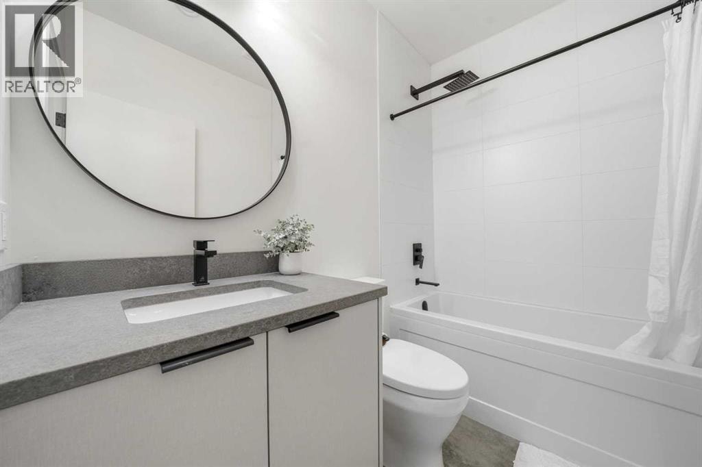 1502 37 Avenue SW — photo 32