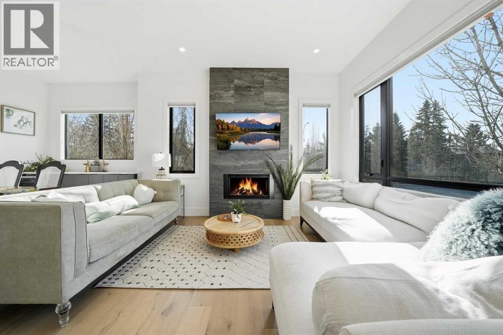 1502 37 Avenue SW — photo 4