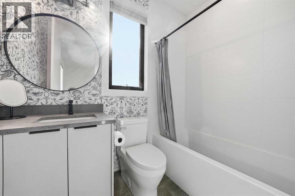 1502 37 Avenue SW — photo 24