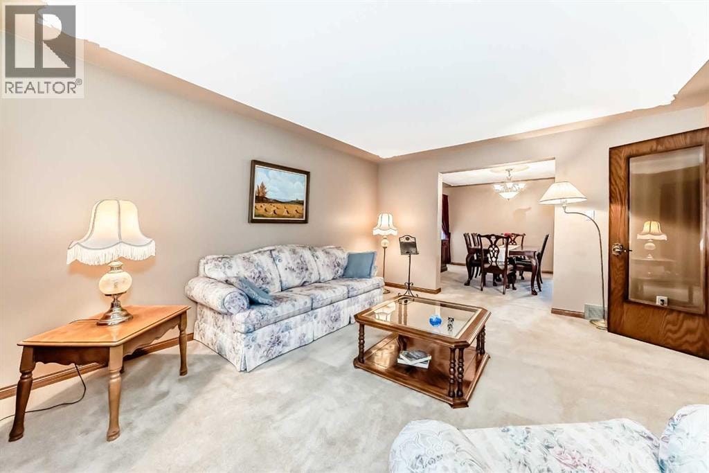 71 Edenwold Place NW — photo 9