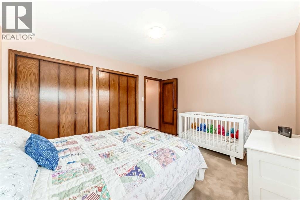 71 Edenwold Place NW — photo 32
