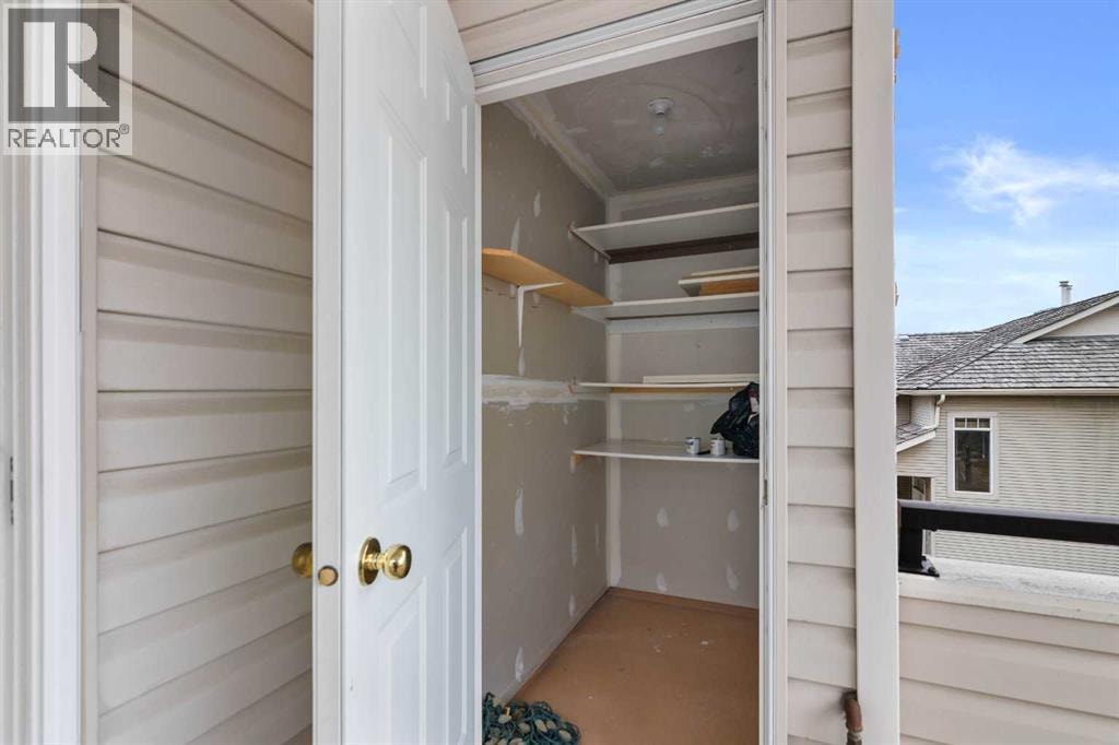 2205, 7451 Springbank Boulevard SW — photo 23