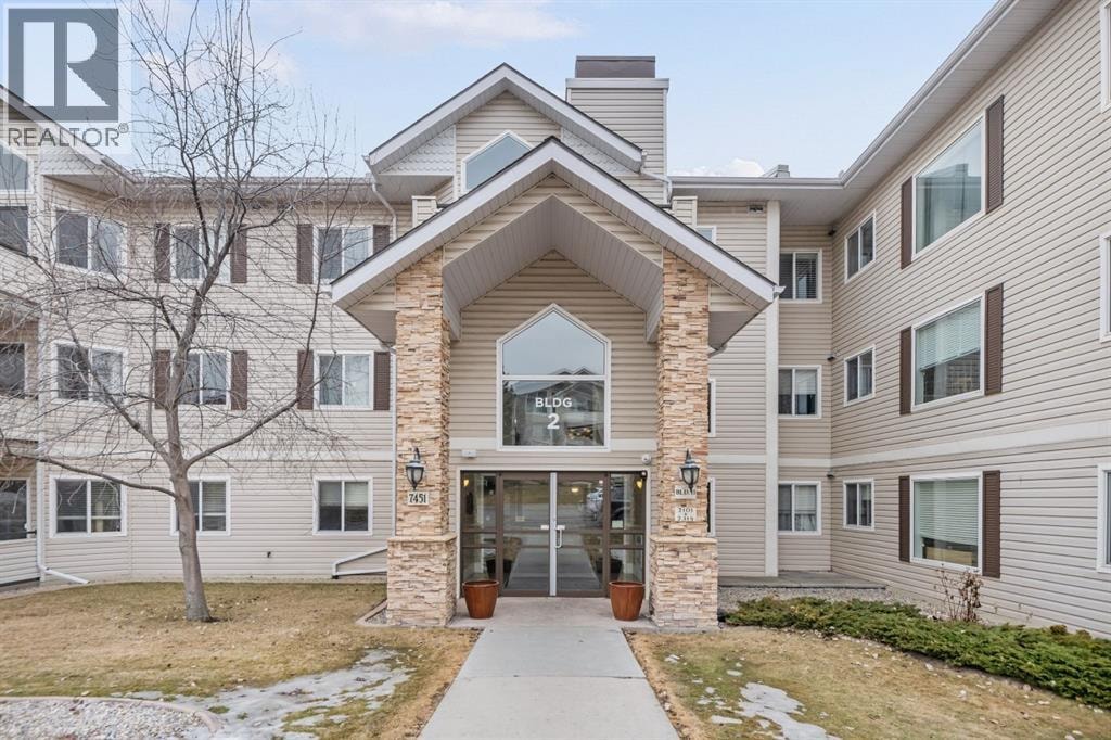 2205, 7451 Springbank Boulevard SW — photo 47