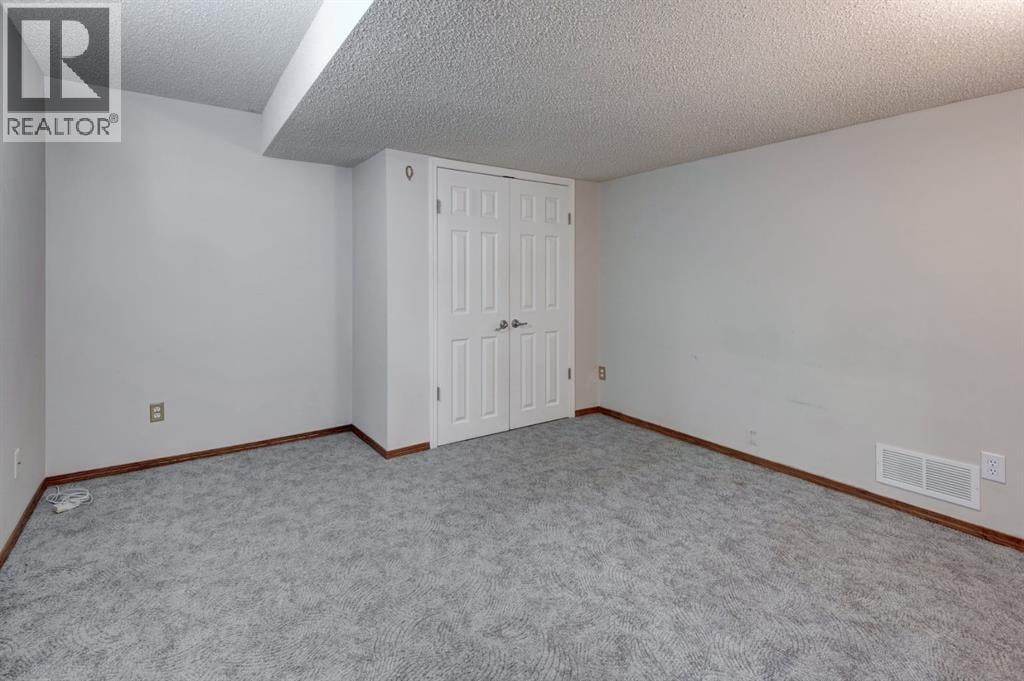 4 Cedargrove Way SW — photo 23