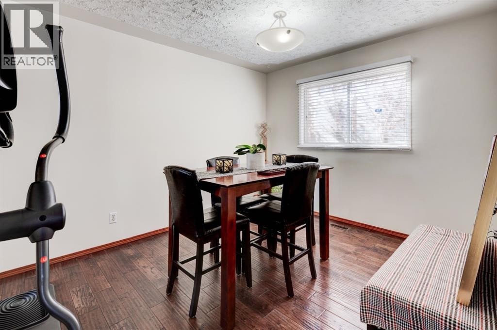 4 Cedargrove Way SW — photo 7