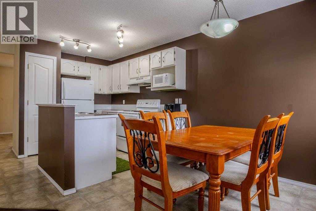 161 Saddlecrest Close NE — photo 9