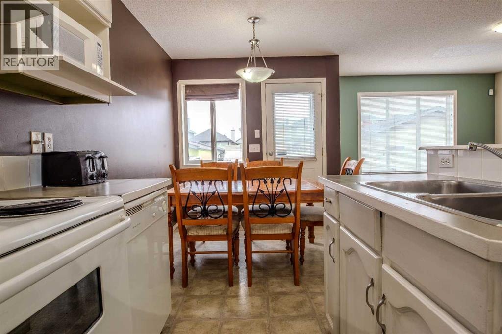 161 Saddlecrest Close NE — photo 8