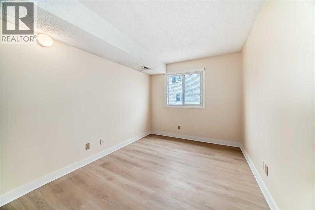 702, 1540 29 Street NW — photo 9