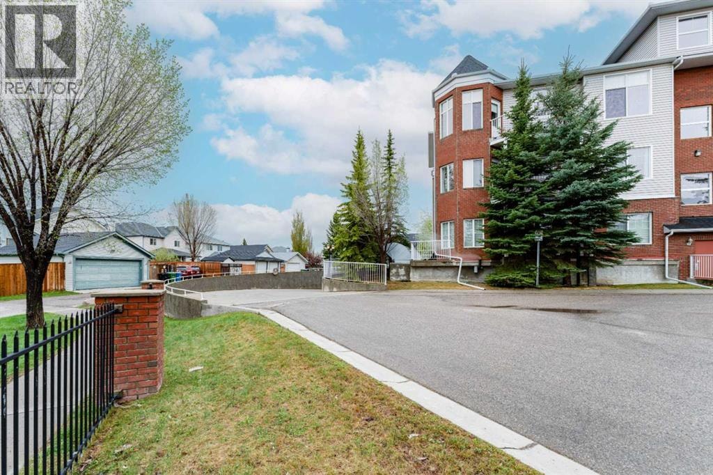 206, 8 Prestwick Pond Terrace SE — photo 40