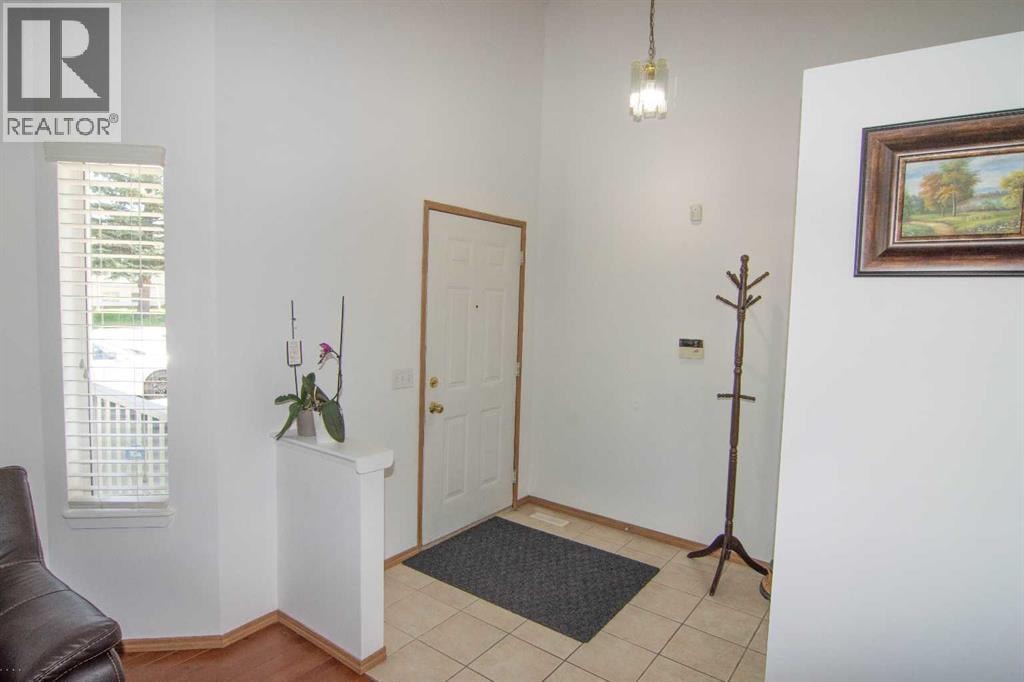 3850 Catalina Boulevard NE — photo 3