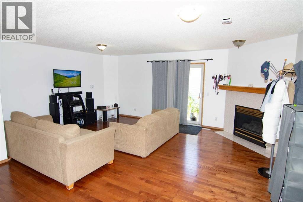 3850 Catalina Boulevard NE — photo 10