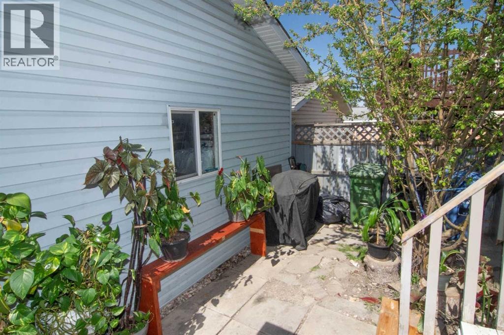 3850 Catalina Boulevard NE — photo 23