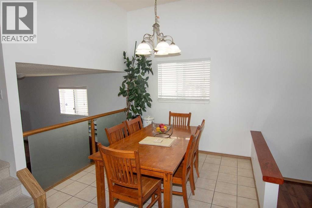 3850 Catalina Boulevard NE — photo 6
