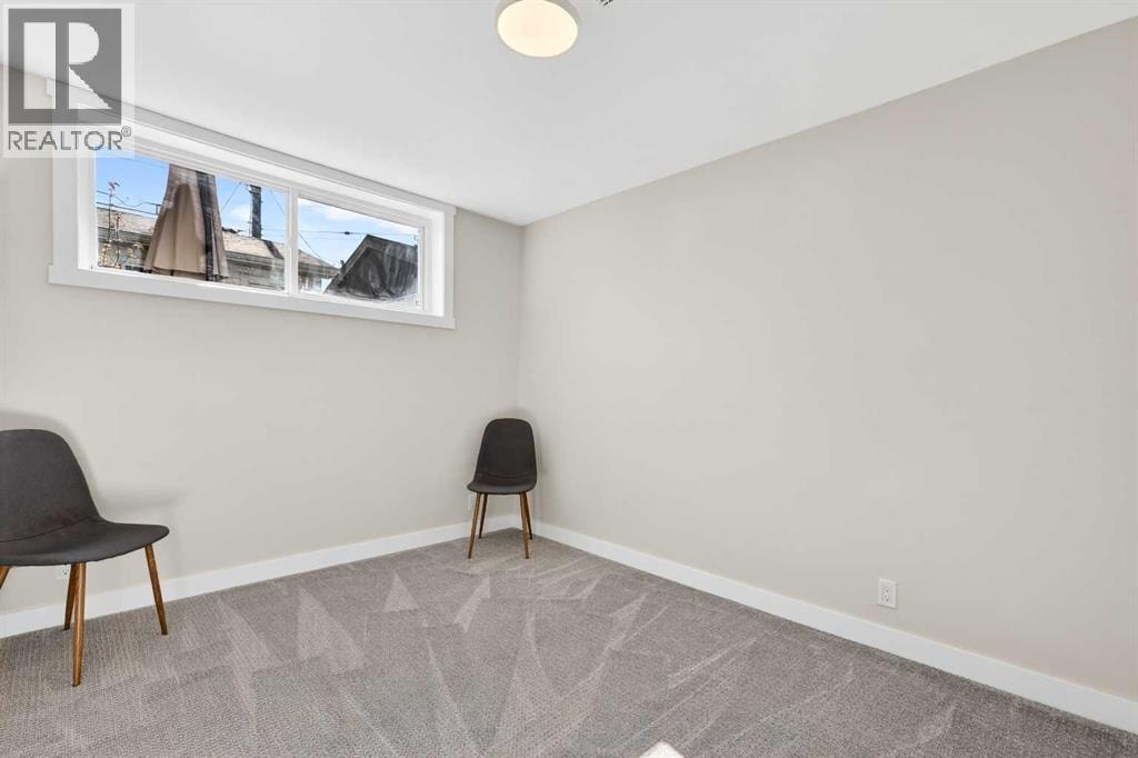 3336 39 Street SW — photo 35