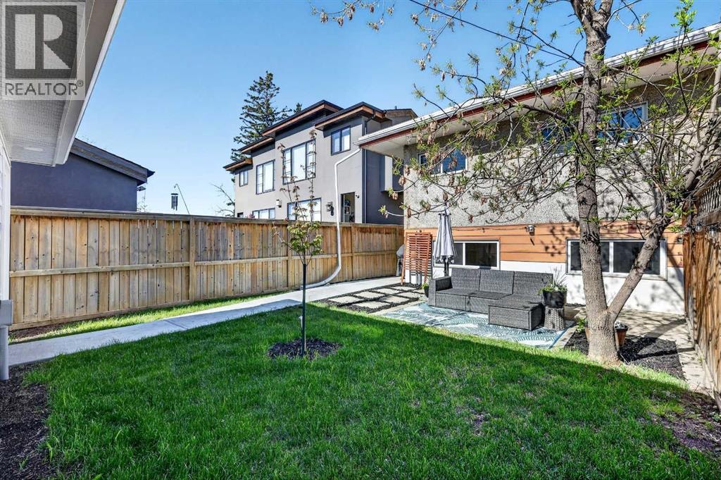 3336 39 Street SW — photo 44
