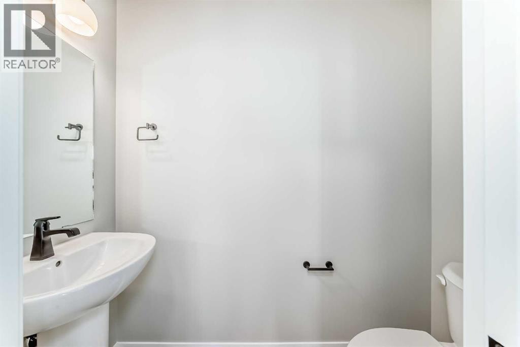 130 Bartlett Row SE — photo 30