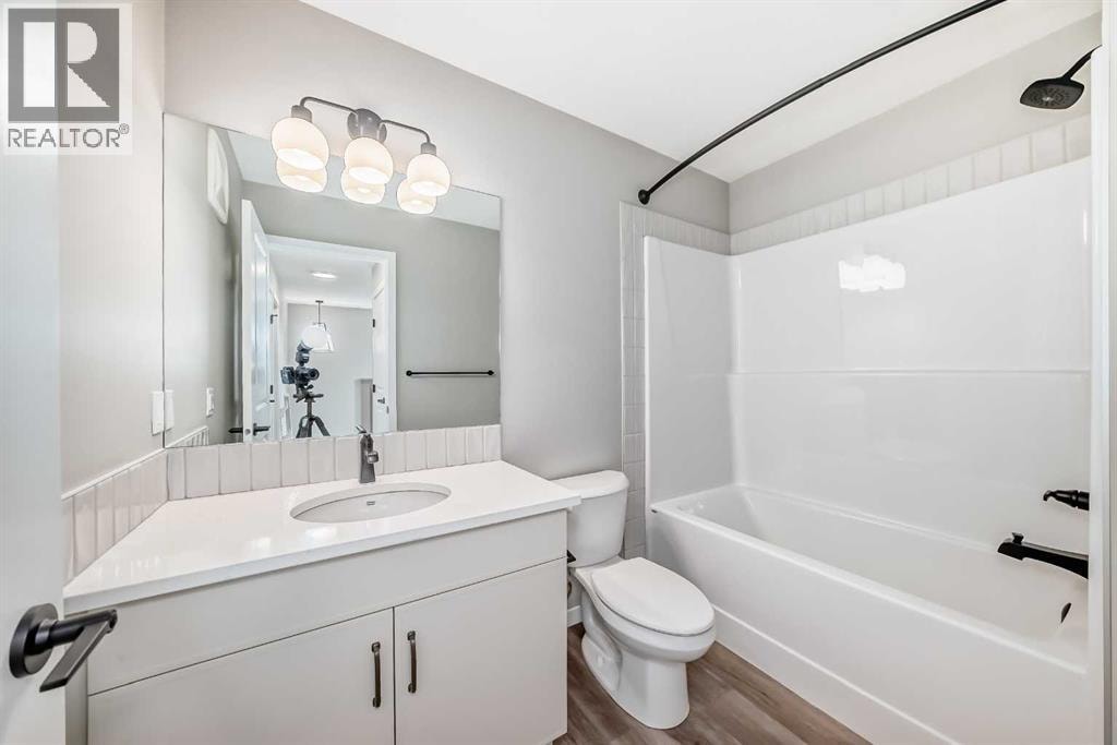 130 Bartlett Row SE — photo 41