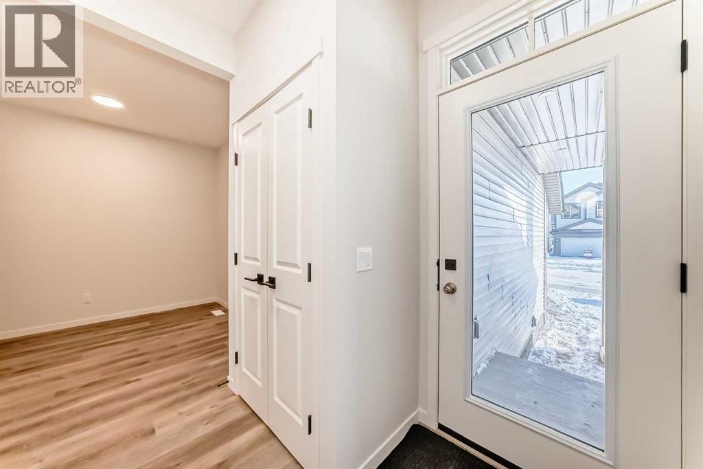 54 Bartlett Row SE — photo 6