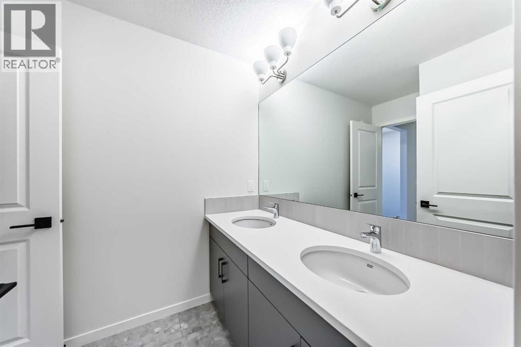 54 Bartlett Row SE — photo 36