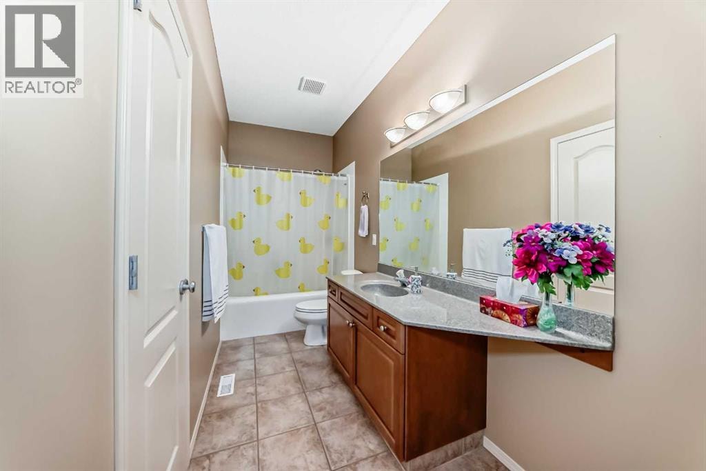 92 Hamptons Drive NW — photo 18