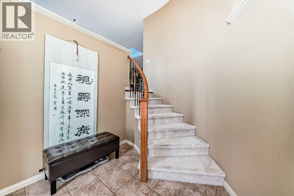 92 Hamptons Drive NW — photo 3
