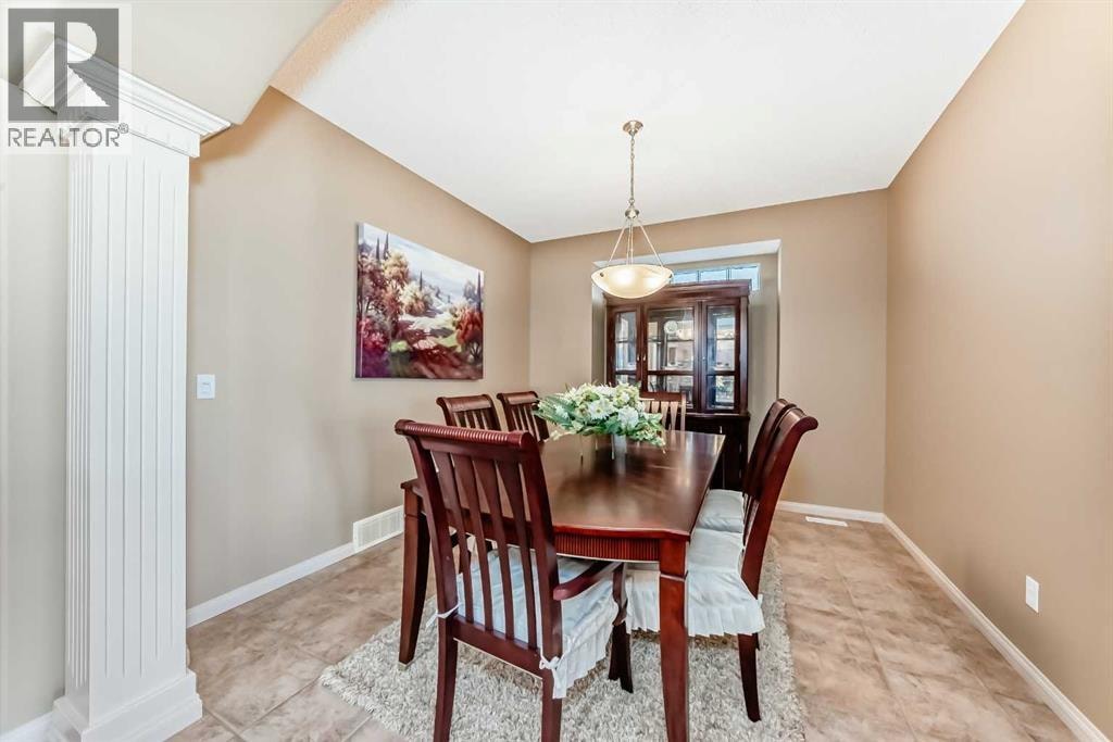92 Hamptons Drive NW — photo 12