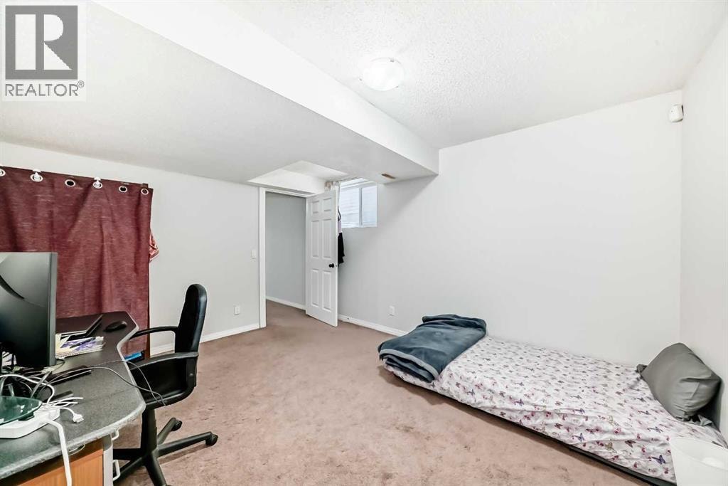 9275 Saddlebrook Drive NE — photo 20