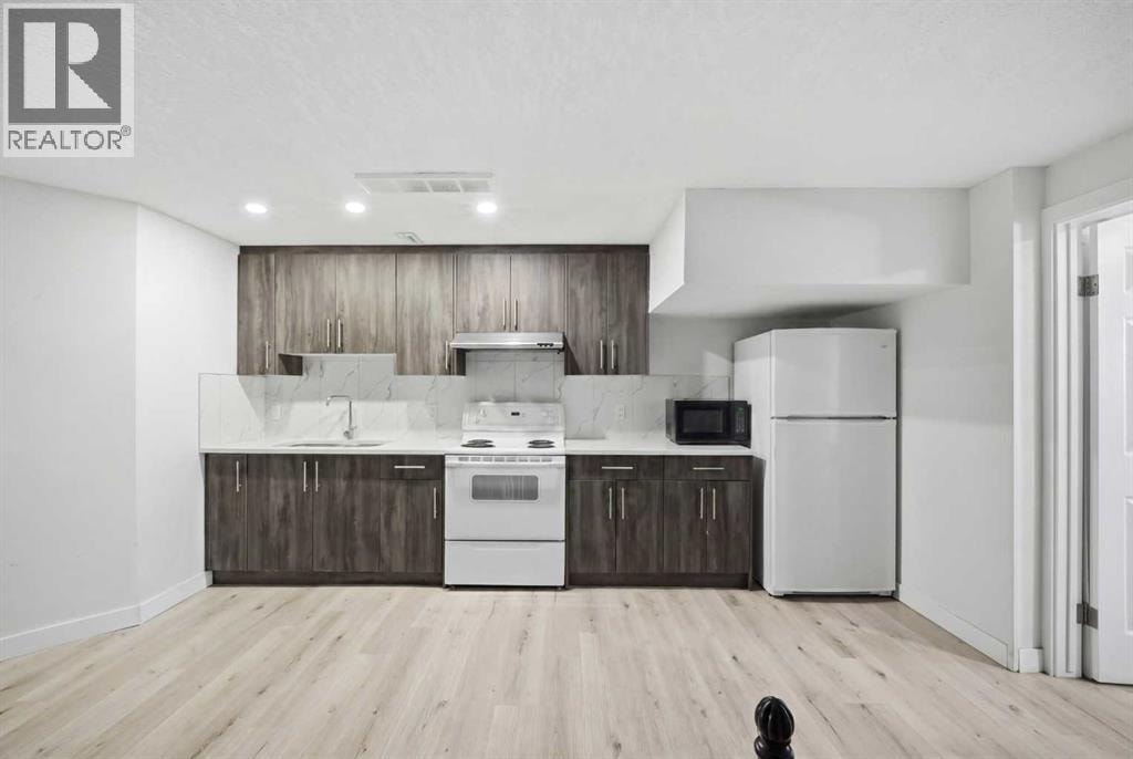 24 Martindale Drive NE — photo 32