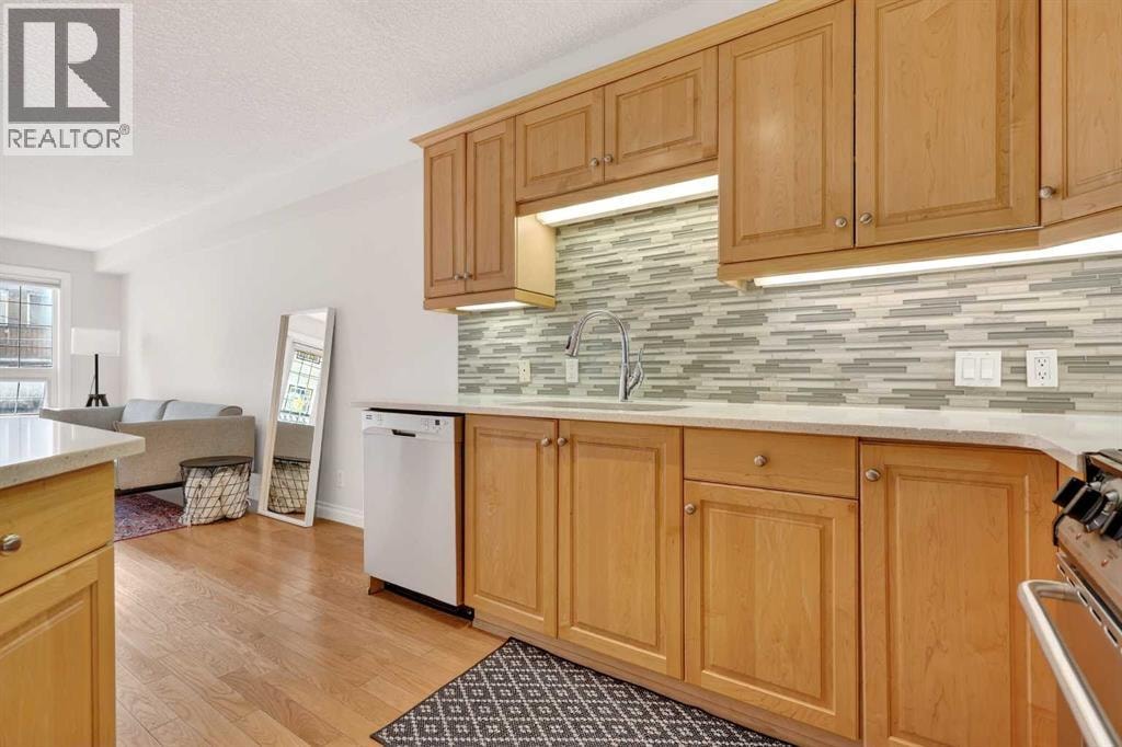 208, 630 10 Street NW — photo 9