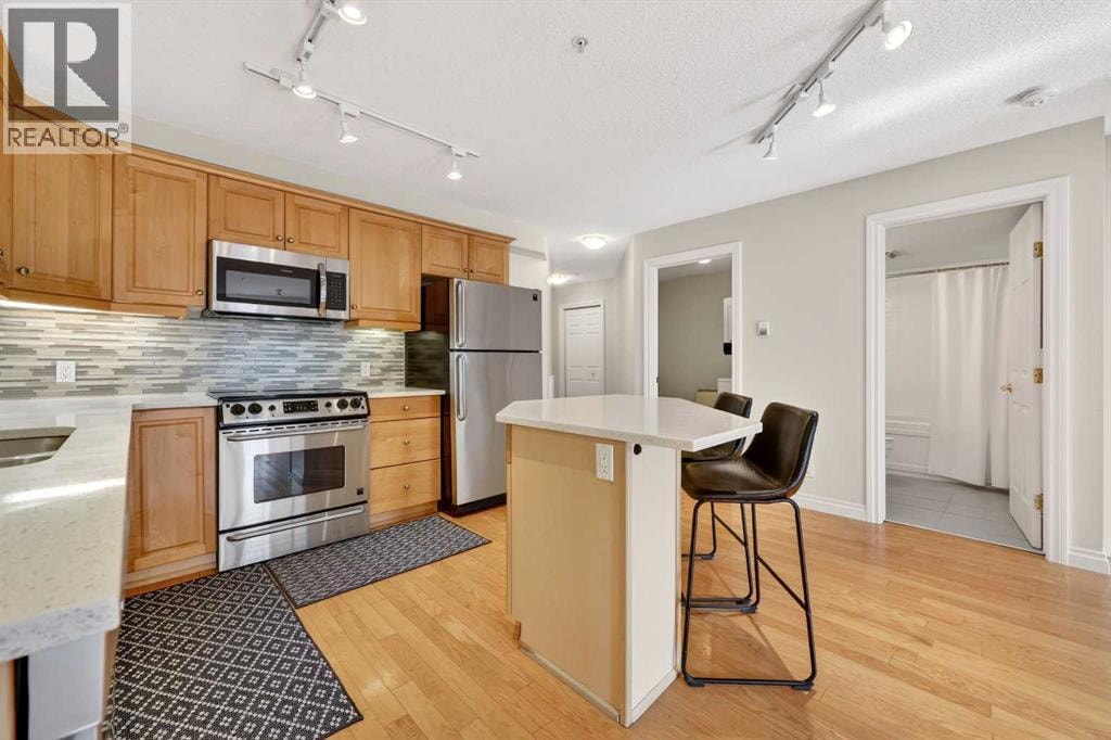 208, 630 10 Street NW — photo 11