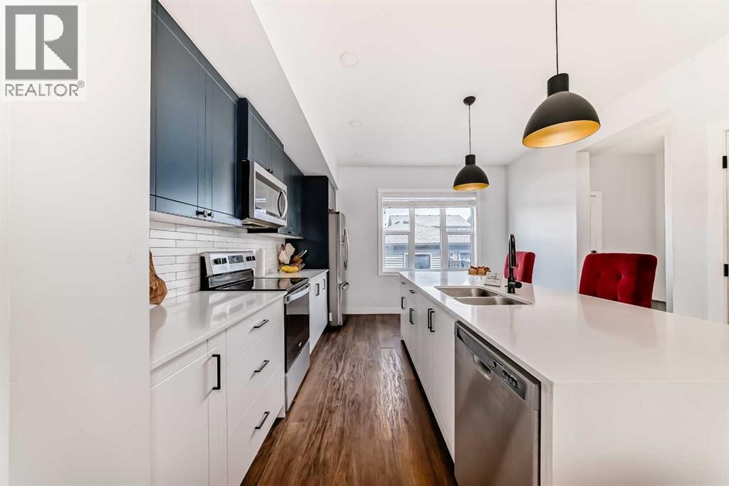 29 Midgrove Lane SW — photo 5