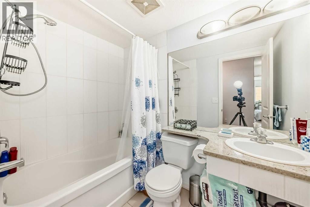 7716 bowness Road NW — photo 31