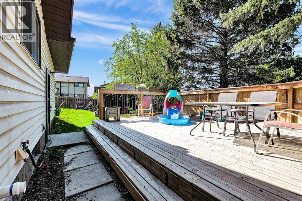 138 Dalhousie Road NW — photo 8